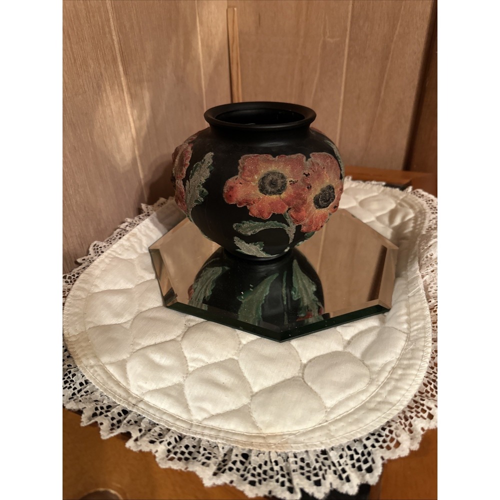 Tiffin Art Deco black satin glass vase - Picture 2 of 7
